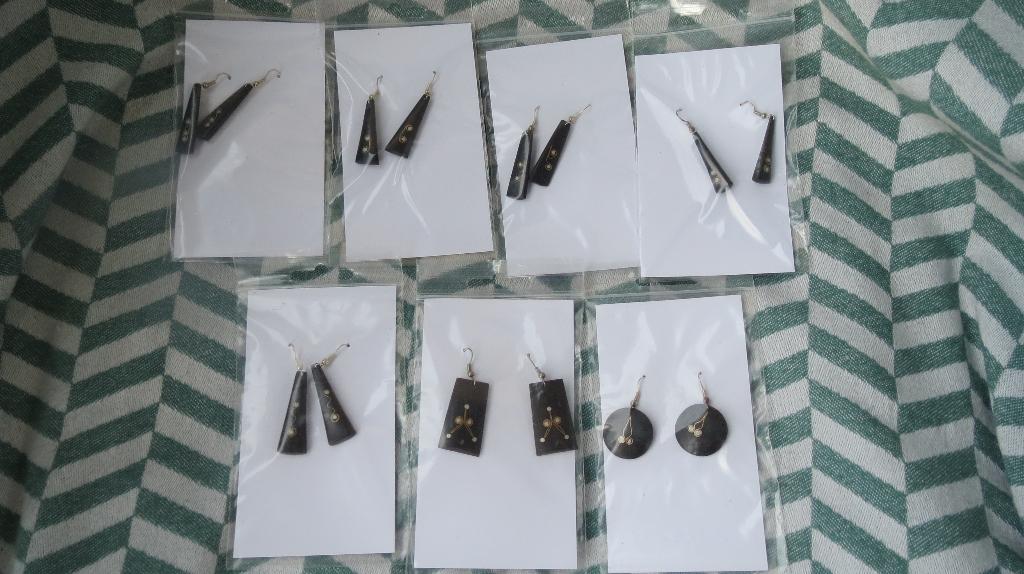 oorbellen, oorhangers, Toeareg, hout, inleg metaal, Niger, Sieraden, Tassen en Uiterlijk, Overige materialen, Hangers, Verzenden