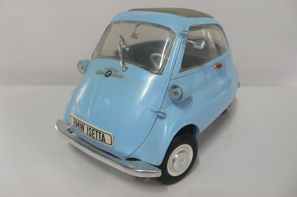 bmw isetta 300 - revell - 1/18 - AANBIEDING!!!!!!!!!!!!!!!!!, Hobby en Vrije tijd, Modelauto's | 1:18, Verzenden, Nieuw, Auto