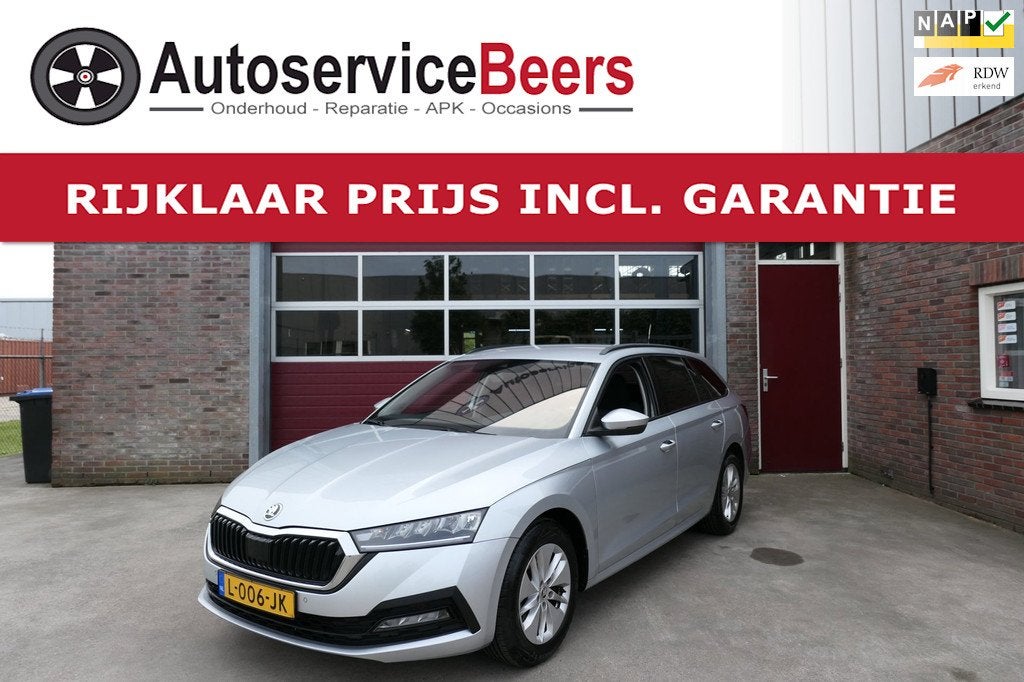 Skoda Octavia Combi 1.0 e-TSI Business Edition, DSG, Trekhaa, Auto's, Skoda, Stof, 23 km/l, Hybride Elektrisch/Benzine, 3 cilinders