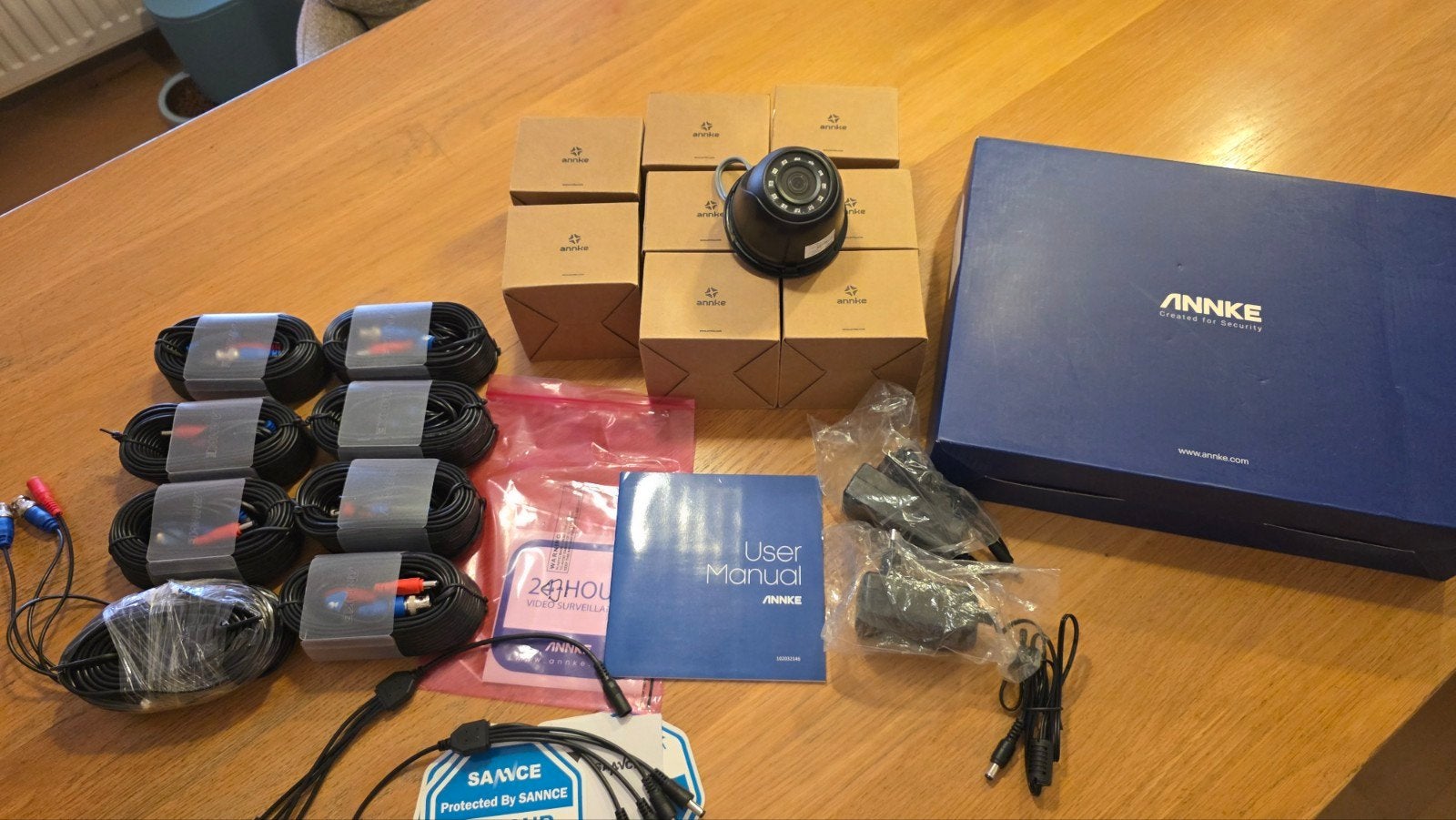 Annke Beveiligingscamerasysteem - 8 camera's, Ophalen of Verzenden, Zo goed als nieuw, Buitencamera