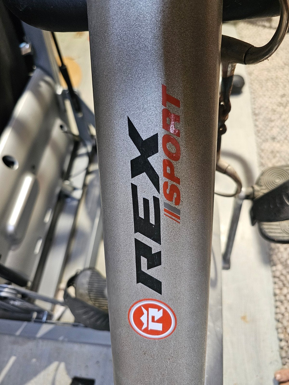 Rex Sport RX-400E Hometrainer, Sport en Fitness, Ophalen, Gebruikt, Metaal, Benen