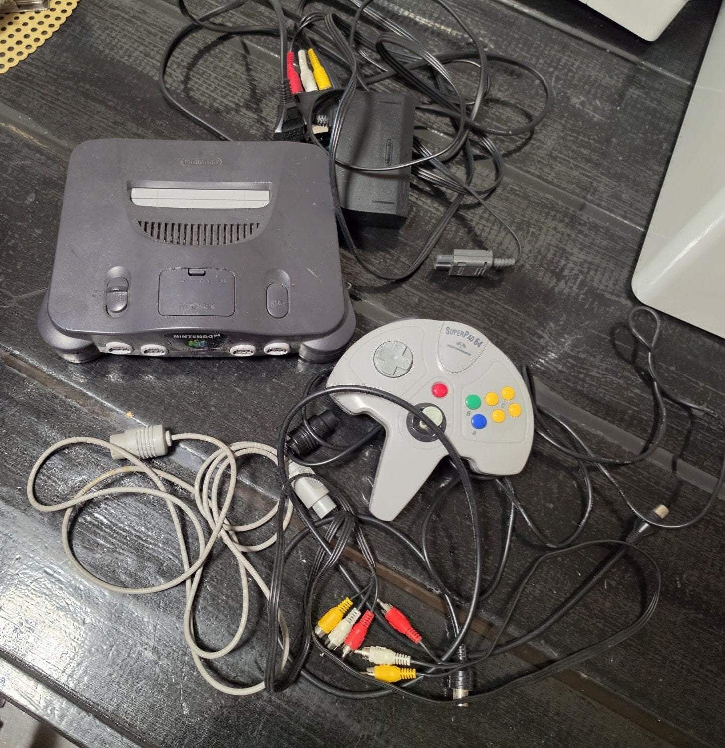 Nintendo 64, Spelcomputers en Games, Spelcomputers | Nintendo 64, Ophalen of Verzenden, Gebruikt, Met 1 controller