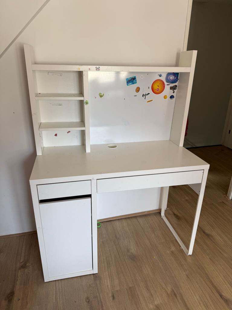 Wit kinderbureau met opbergruimte en lades, Gebruikt, Met lades, Ophalen of Verzenden, Wit