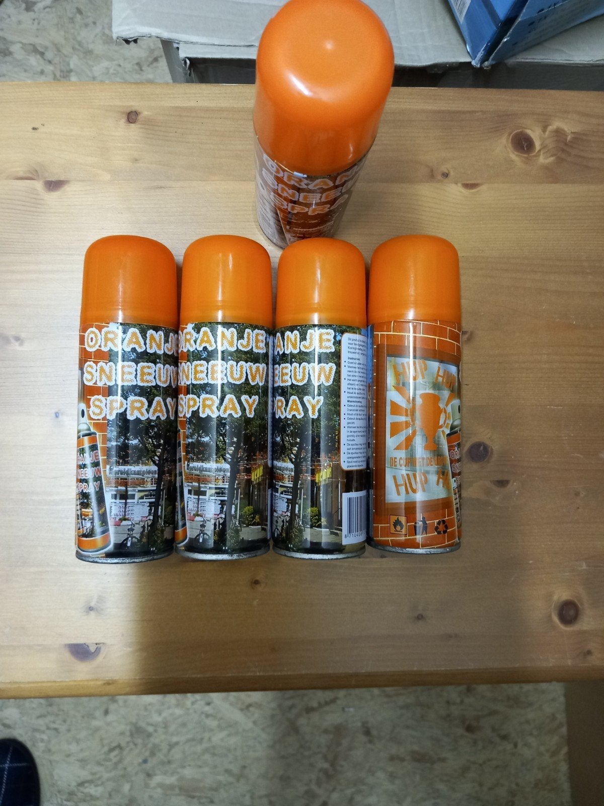 Oranje sneeuwspray nieuw, Ophalen of Verzenden, Nieuw