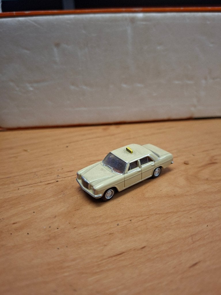 BUB MB 220 taxi, Ophalen of Verzenden, Auto