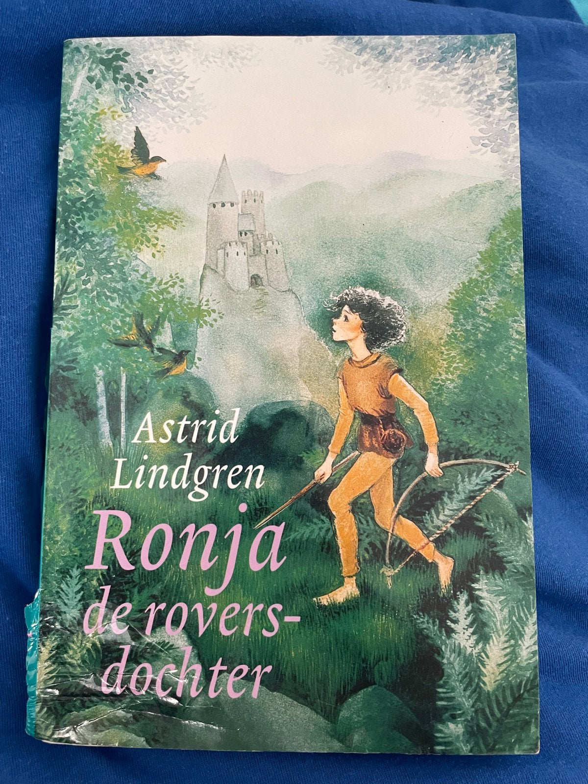Ronja de roversdochter - Astrid Lindgren, Ophalen of Verzenden, Gelezen, Fictie
