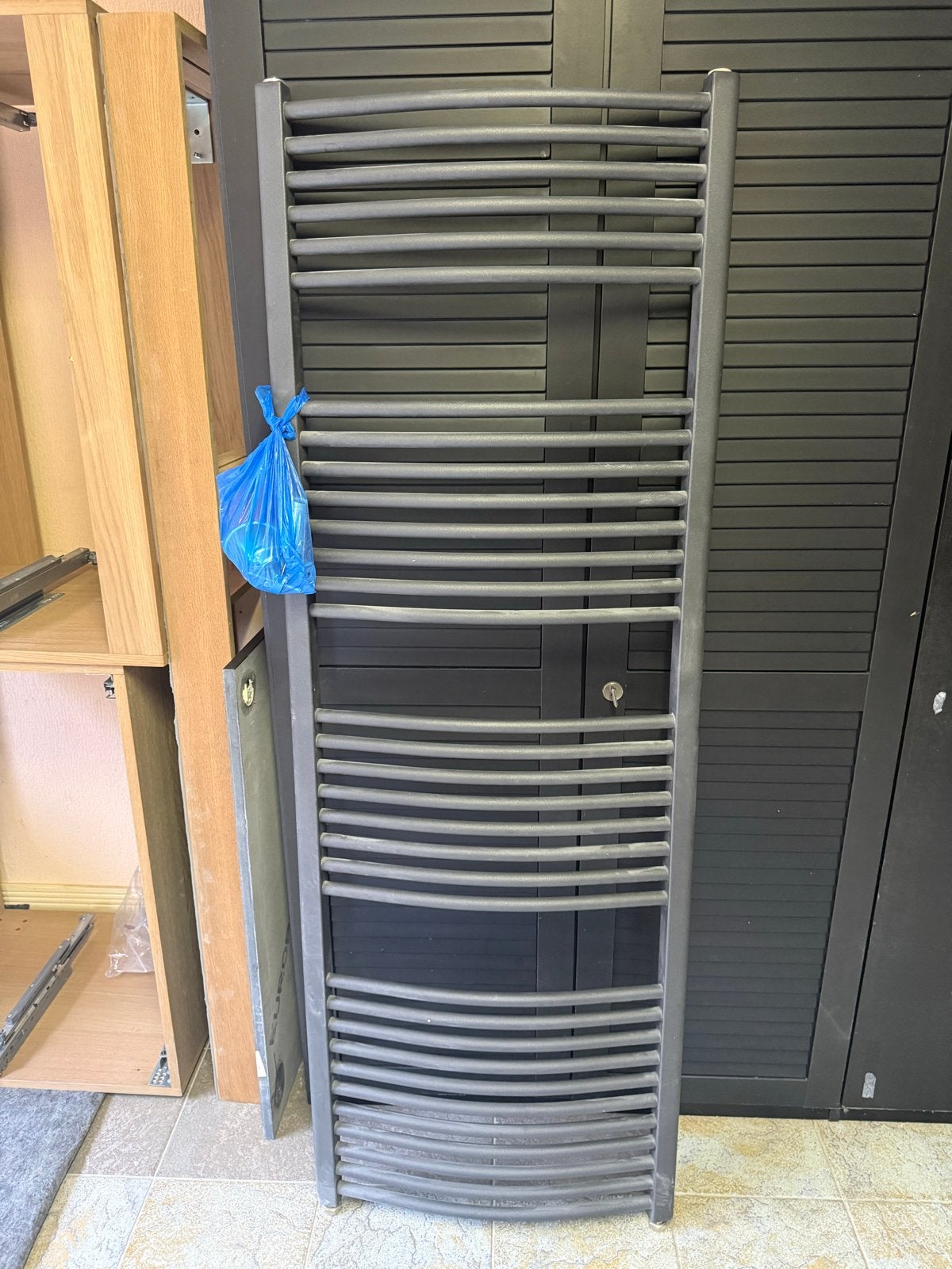 Antraciet design radiator 170x60 cm voor badkamer, Ophalen, Gebruikt, Radiator, 60 tot 150 cm