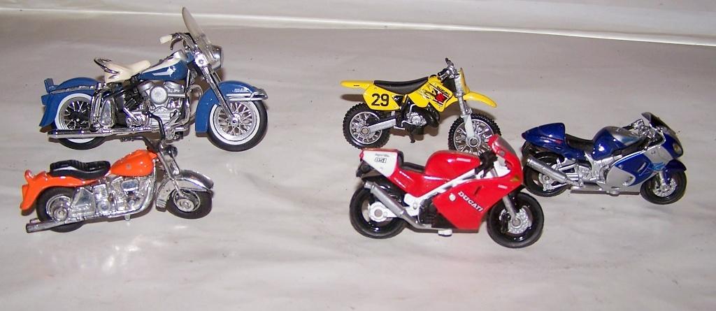 4 mooie motormodellen. Compleet/nwst. De Harley is verkocht., Ophalen of Verzenden, Zo goed als nieuw, Motor