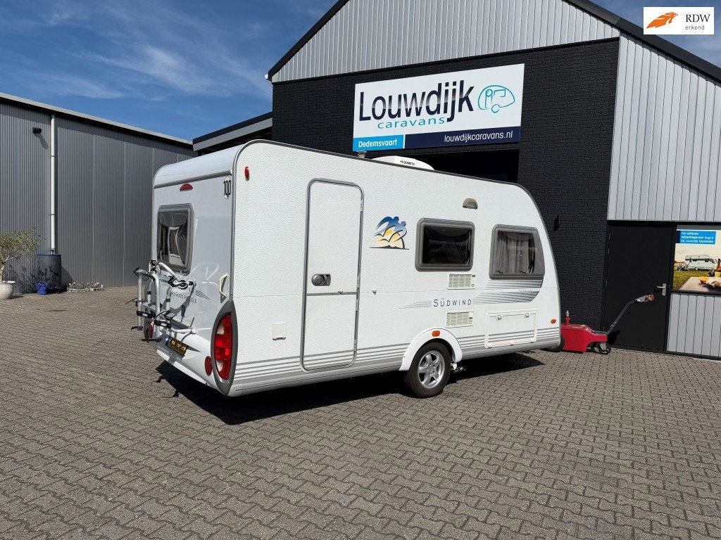 KNAUS Sudwind 420 QD ’09 (Mover, Airco), Vast bed, Rondzit, Bedrijf, 750 - 1000 kg