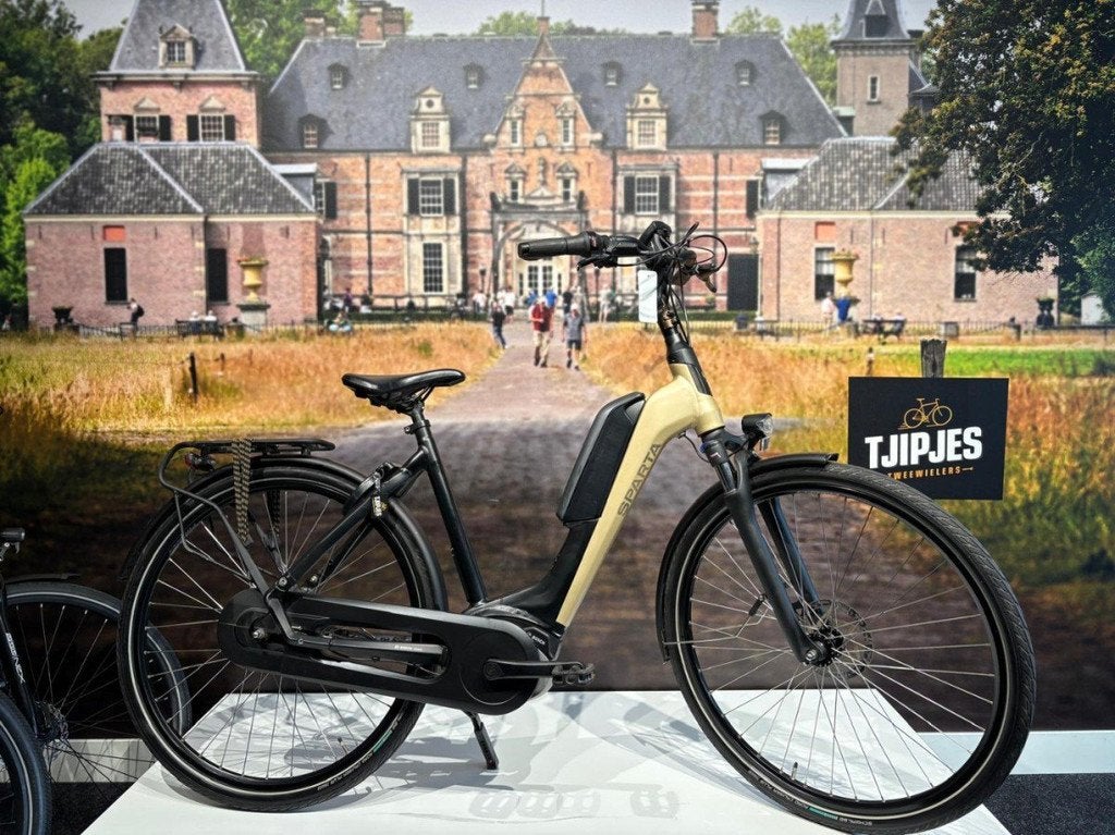 Sparta D -rule M5 TB Dames Zwart/goud 53cm 2022, Sparta, Gebruikt, -, - 0
-, NL
