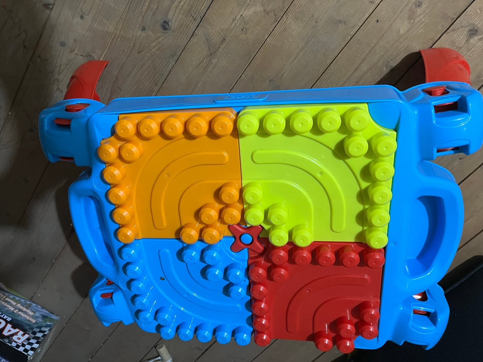Mega Bloks Bouwtafel met opbergruimte en blokken, Ophalen, Gebruikt, Megabloks