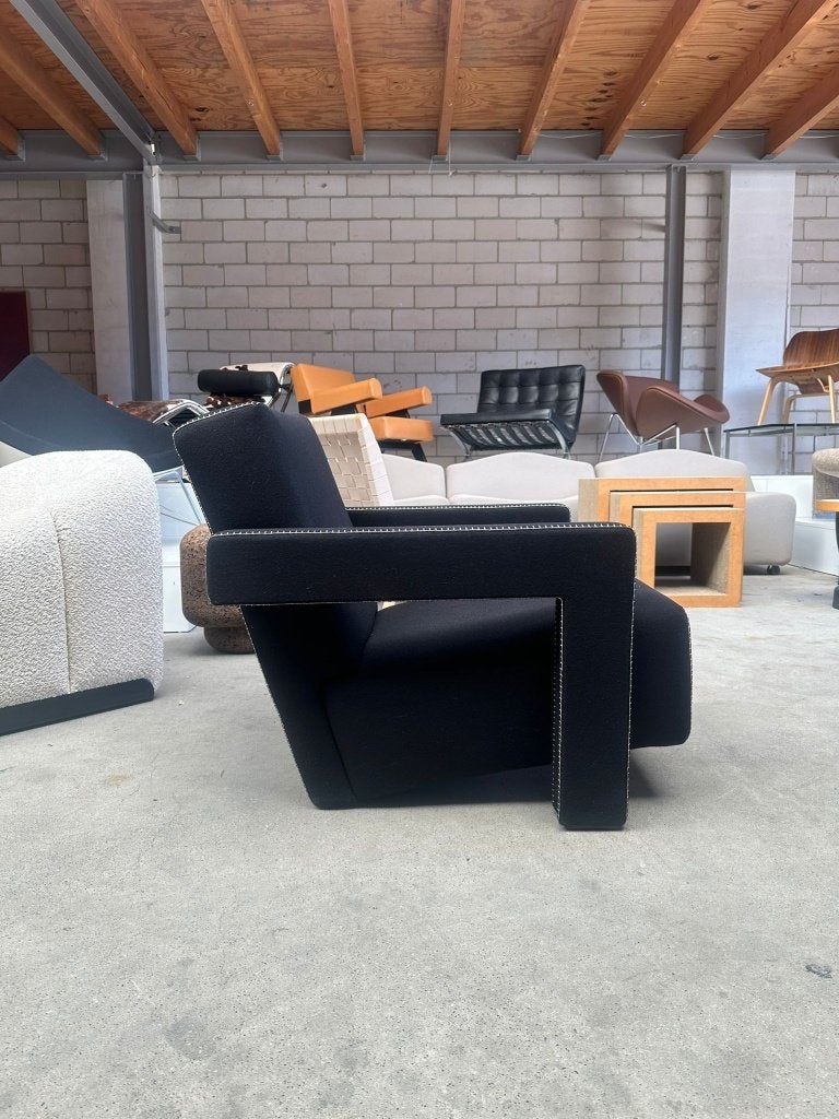 Cassina Utrecht fauteuil by Gerrit Rietveld uit het Catshuis, Huis en Inrichting, Fauteuils, Ophalen, Gebruikt, Minder dan 75 cm