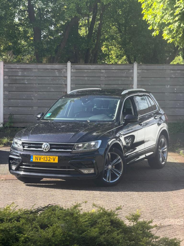 Volkswagen Tiguan 1.4 TSI 110KW DSG 2017 Zwart, Auto's, Volkswagen, Automaat, Achterwielaandrijving, 1800 kg, 4 cilinders