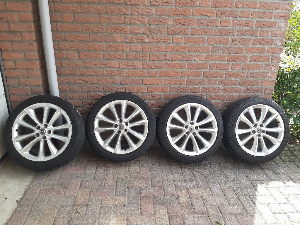 Banden en velgen, Auto-onderdelen, Banden en Velgen, Ophalen, 18 inch, Gebruikt, Banden en Velgen
