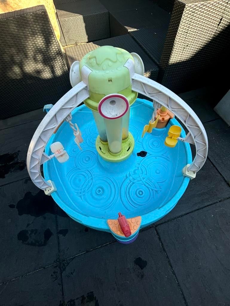 Little Tikes Fun Zone Battle Splash Water Table, Kinderen en Baby's, Speelgoed | Buiten | Los speelgoed, Gebruikt, Ophalen