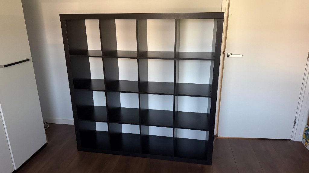 IKEA KALLAX Kast - Zwartbruin - 147x147 cm, Ophalen, Met plank(en), 100 tot 150 cm, 100 tot 150 cm