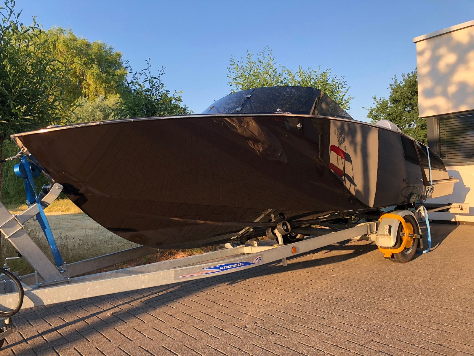 Flying Shark 5.7 Bowrider + 60PK Honda - Nieuwstaat!, Watersport en Boten, Ophalen, Overige merken, Nieuw, Minder dan 70 pk