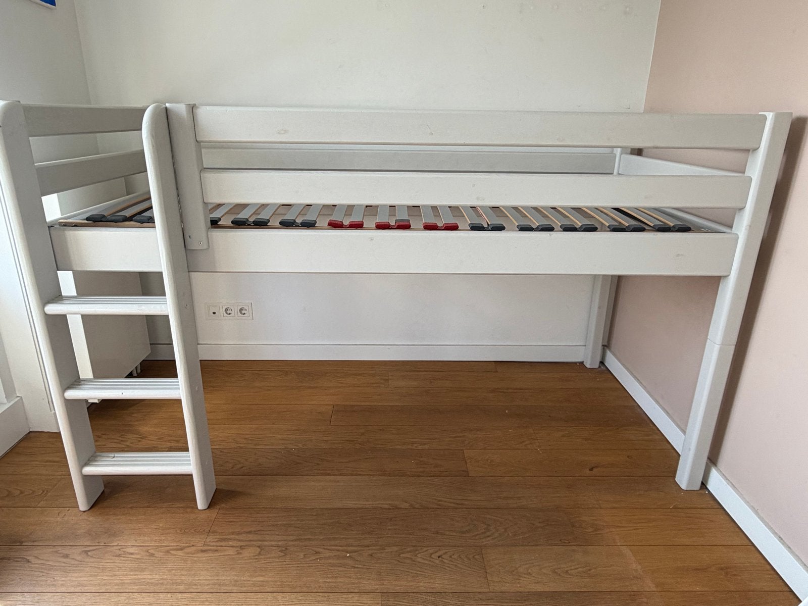 Flexa halfhoogslaper met lattenbodem, Ophalen, Eenpersoons, 210 cm, Grijs