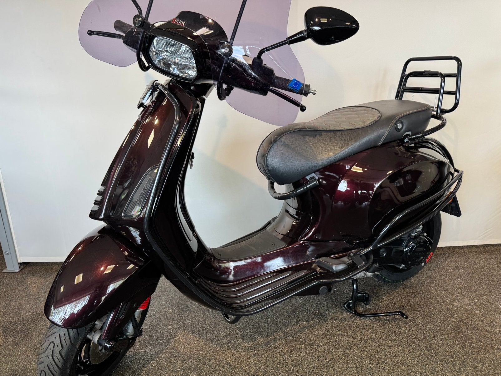 Vespa Sprint-S 45km custom met slechts 2998km., Fietsen en Brommers, Scooters | Vespa, Ophalen, Overige modellen, Maximaal 45 km/u