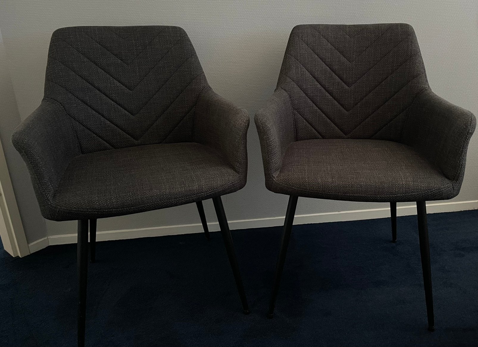 Eetkamerstoelen donkergrijs (2 stuks), Huis en Inrichting, Ophalen, Twee, Zo goed als nieuw, Stof