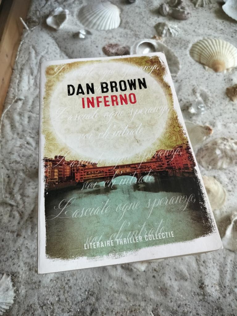 Dan Brown - Inferno - Nederlands, Boeken, Ophalen of Verzenden, Gelezen