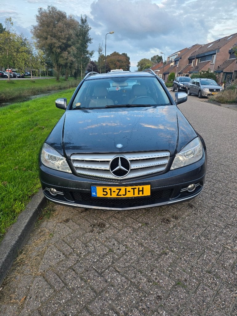 Mercedes-Benz C-Klasse 2.2 CDI C200 Estate AUT 2008 Grijs, Auto's, 1800 kg, 4 cilinders, Diesel, 750 kg