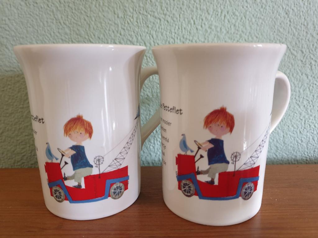 2 bekers pluk van de petteflet., Overige materialen, Ophalen of Verzenden, Zo goed als nieuw, Overige stijlen