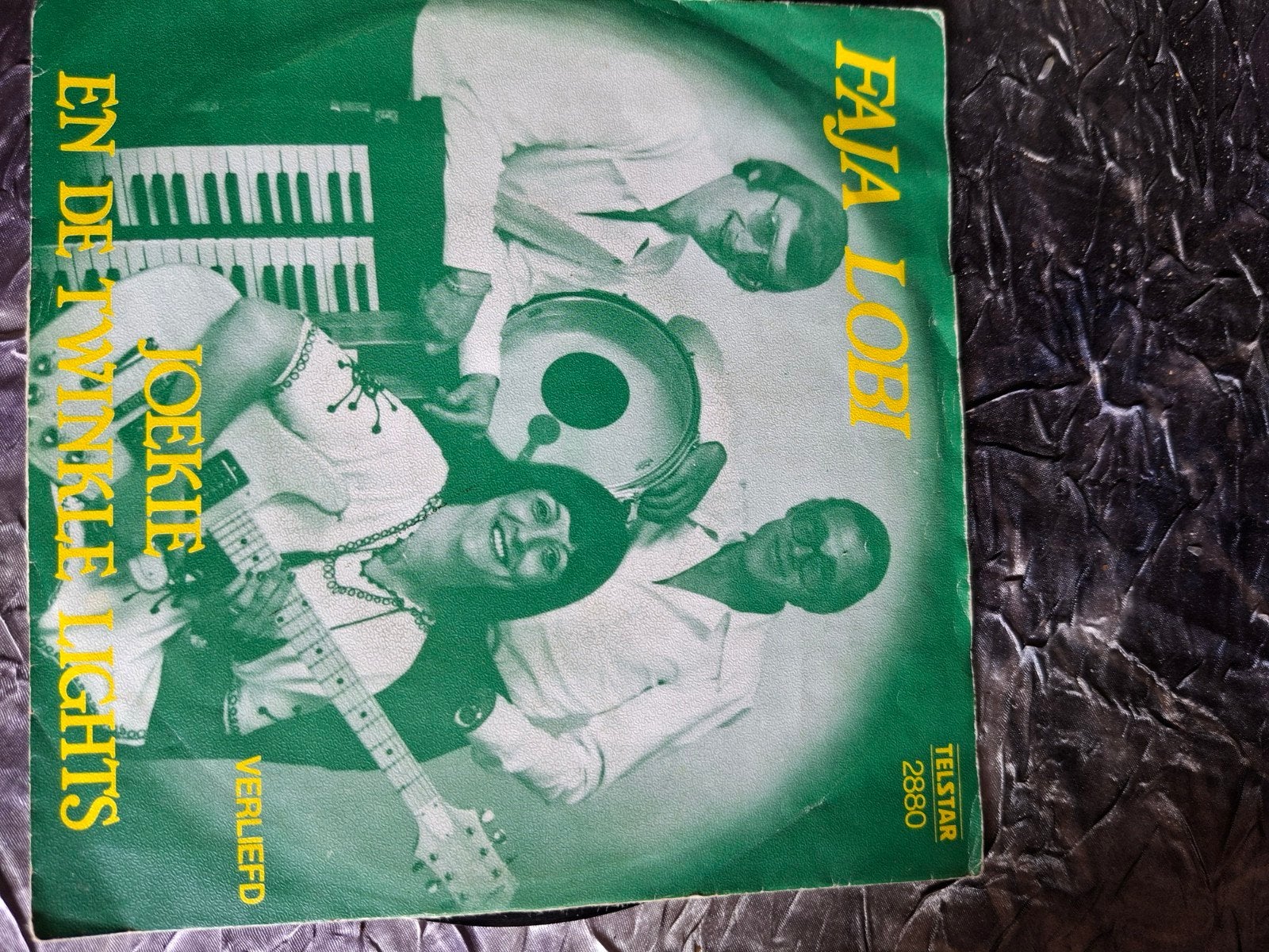Faja Lobi en De Twinkle Lights - Verliefd (Vinyl Single), Gebruikt, 7 inch, Ophalen of Verzenden, EP