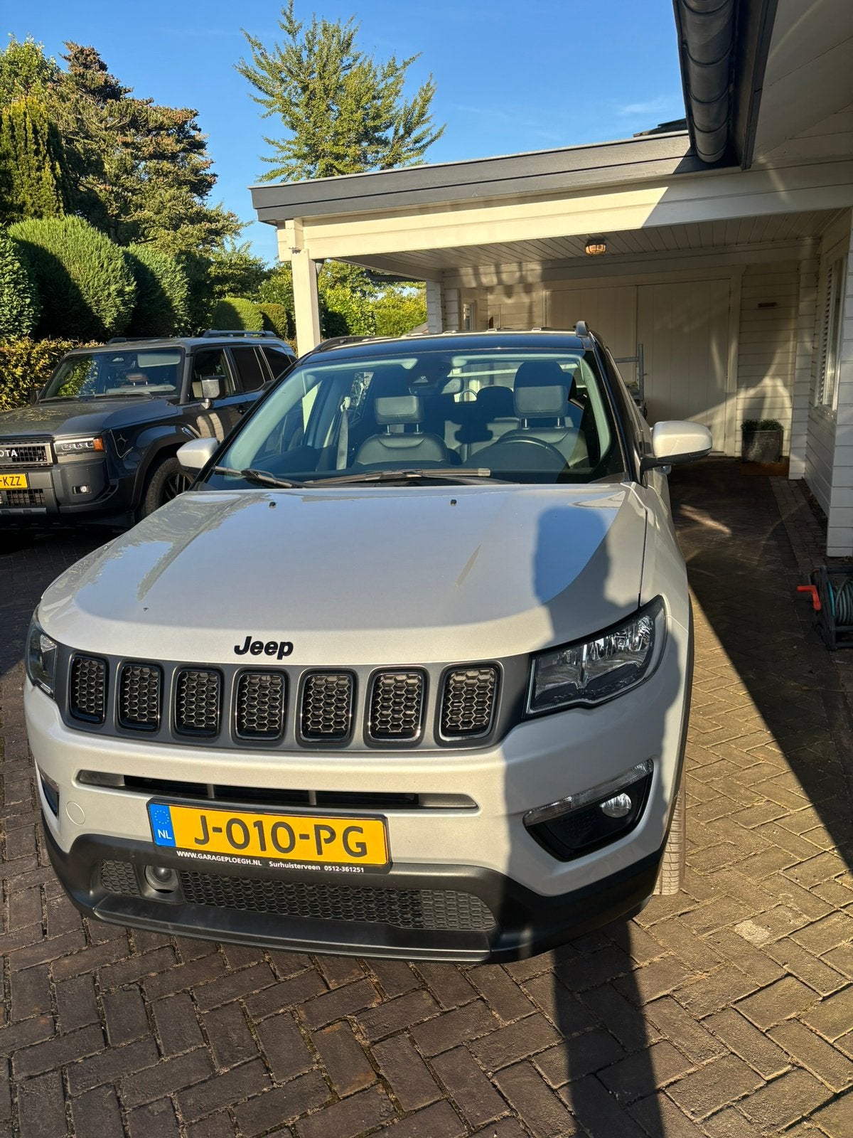 Jeep Compass 1.3 Multiair 150pk Ddct 2020 Grijs, Auto's, 15 km/l, 1750 kg, 4 cilinders, Leder en Stof