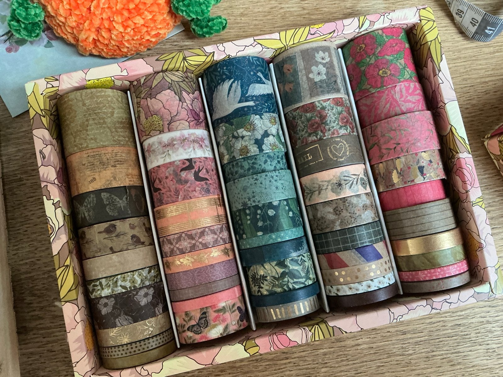 Washi tape set - 50 rollen met diverse patronen, Hobby en Vrije tijd, Ophalen, Meerkleurig, Natuur en Bloemen, Zo goed als nieuw