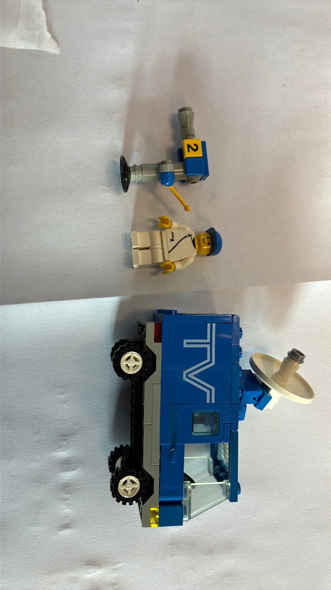 Lego 6661 tv wagen  tv camera crew in giede staat, Lego, Ophalen of Verzenden, Zo goed als nieuw, LEGOLAND