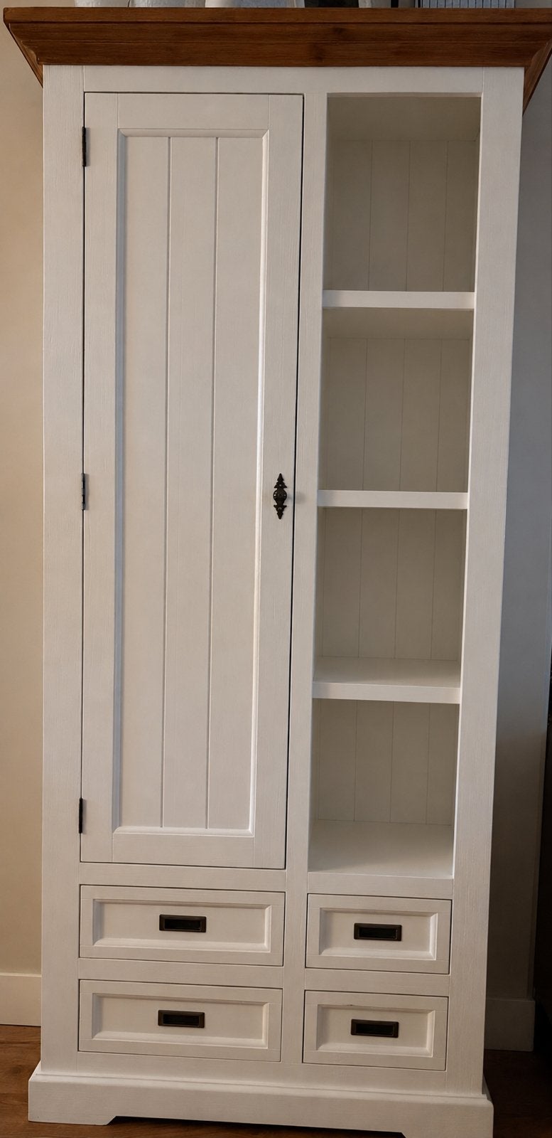 De Bommel Surrey kast - Landelijke stijl met opbergruimte, Huis en Inrichting, Ophalen, Gebruikt, 50 tot 100 cm, 150 tot 200 cm