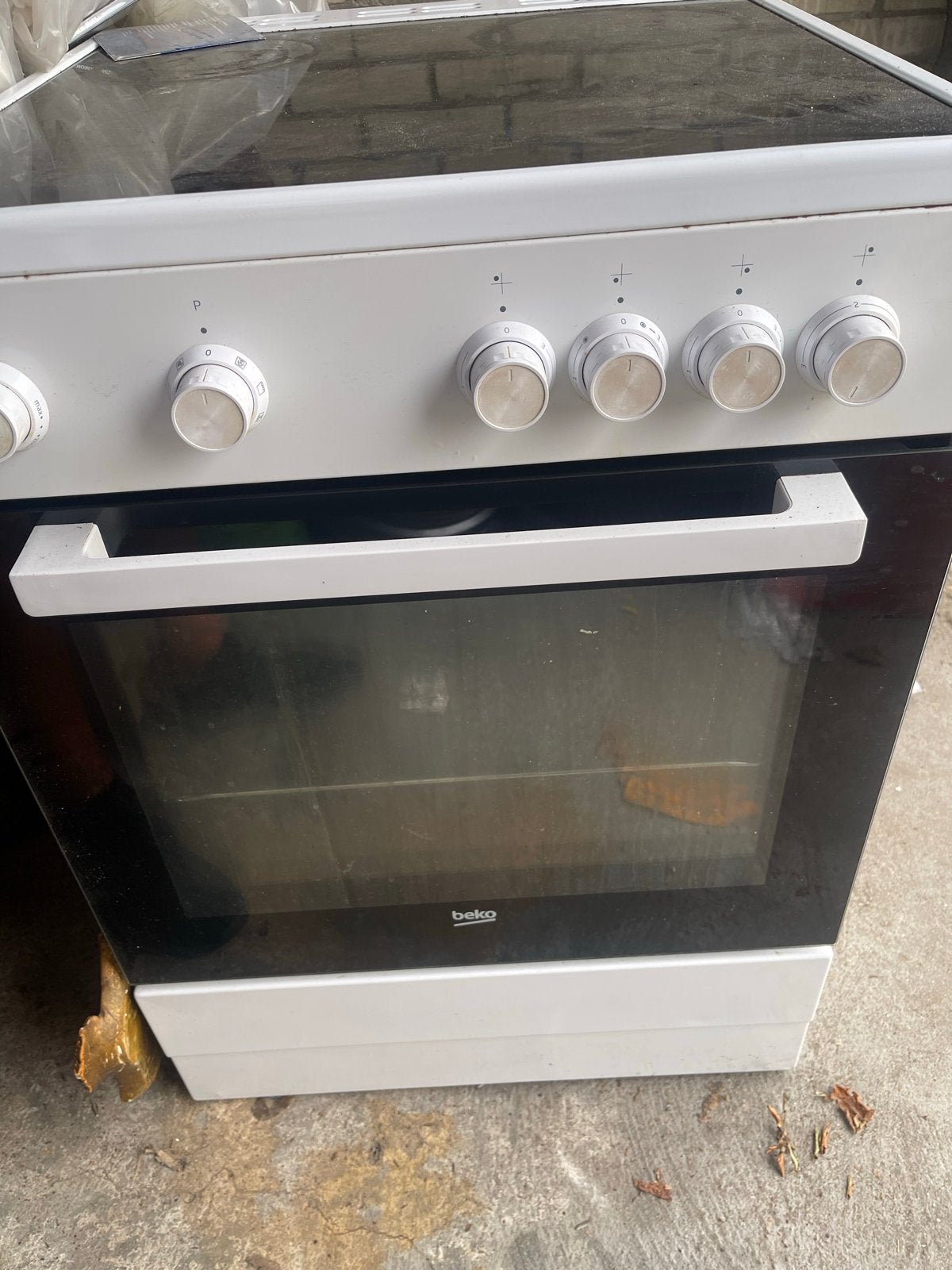 Elektrische kookplaat met 4 zones en oven, Ophalen, Gebruikt, 4 kookzones, Vrijstaand