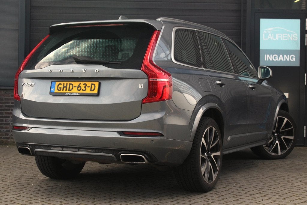 Volvo XC90 2.0 T8 Twin Engine AWD R-Design 7 P | Bowers & Wi, Auto's, Gebruikt, 1969 cc, 320 pk, 7 stoelen