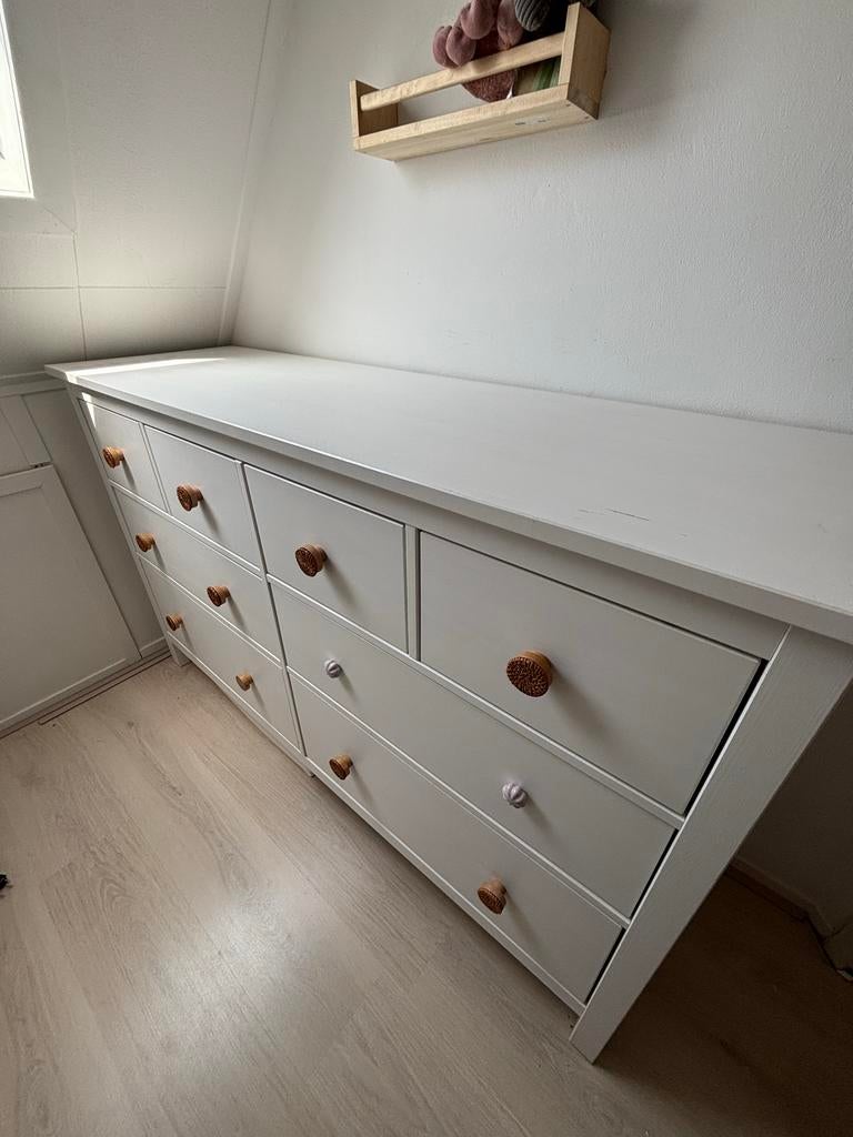 Witte ladekast (Ikea Hemnes) met 8 lade - Ruime opbergruimte, Huis en Inrichting, Kasten | Ladekasten, Ophalen, 5 laden of meer