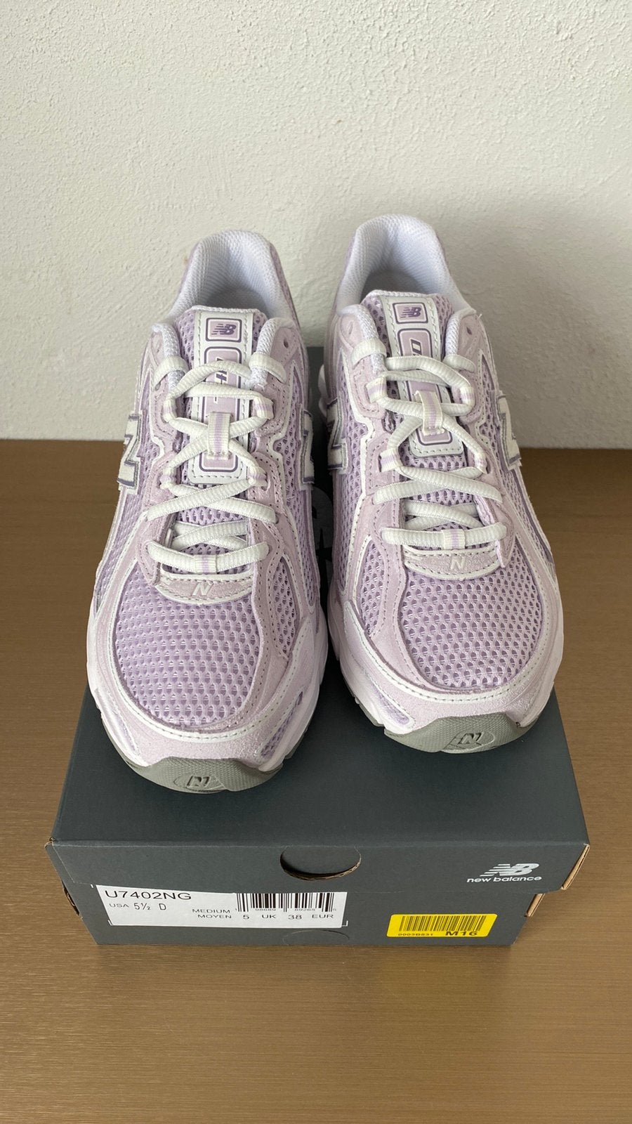 Nieuw! Super leuke New Balance Violet. Maar 38, Ophalen of Verzenden, Nieuw, Sneakers of Gympen