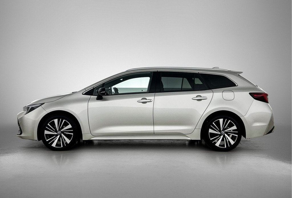 Toyota Corolla Touring Sports Hybrid 140 Dynamic | NL dealer, Auto's, Toyota, 12 maanden, 450 kg, Gebruikt, 4 cilinders