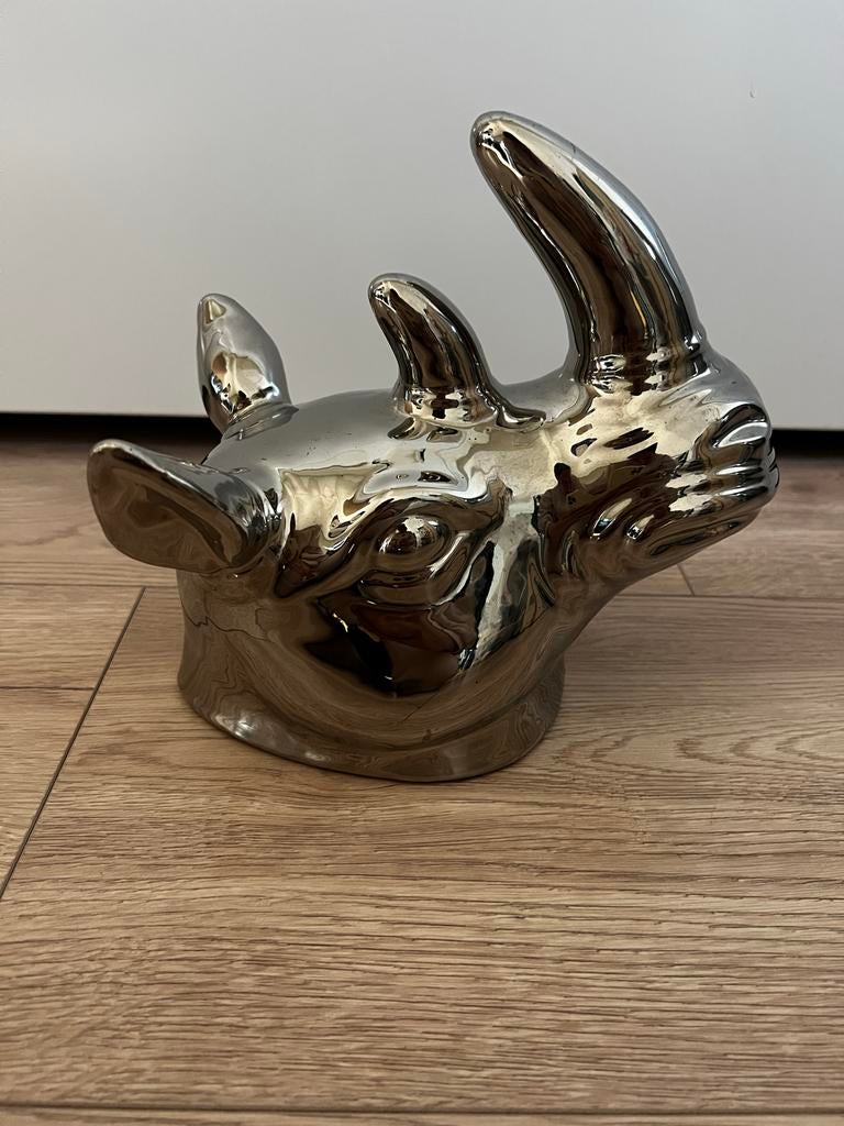 Zilveren Neushoorn Dierenkop Wanddecoratie - 25 cm, Ophalen of Verzenden, Gebruikt, Zilver, Metaal