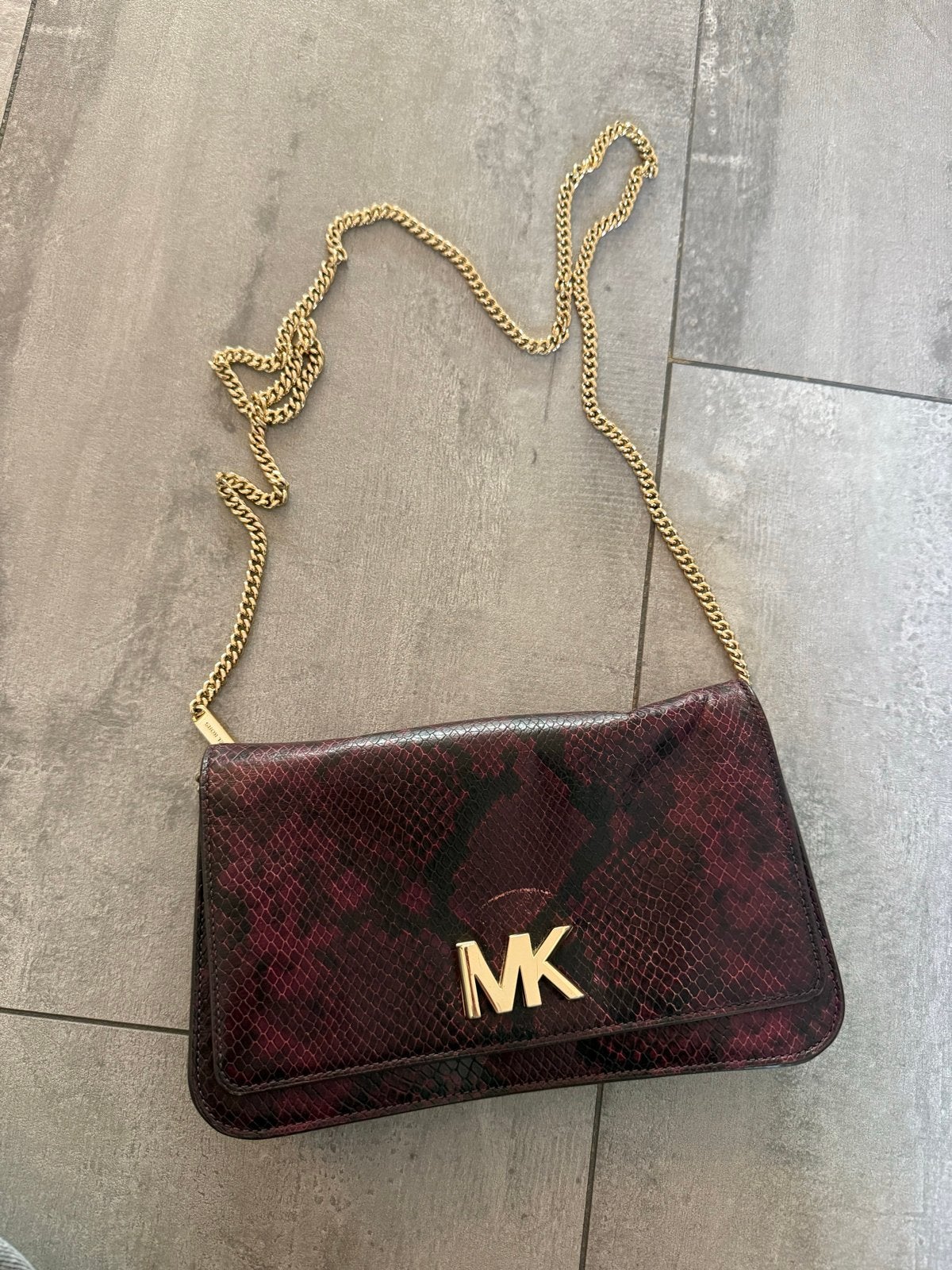Michael Kors Schoudertasje - Slangenprint, Ophalen of Verzenden, Zo goed als nieuw, Paars, Schoudertasje