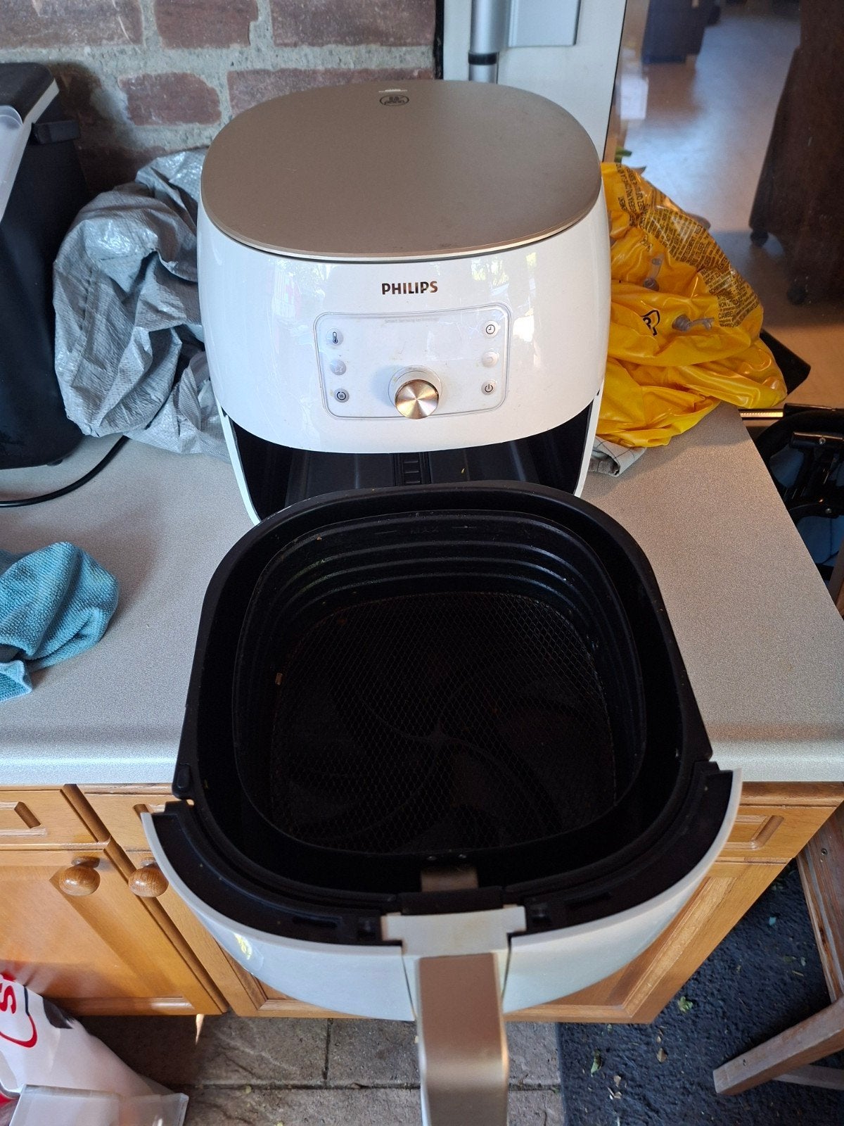 Philips Airfryer XXL - Wit/Goud - Zo goed als nieuw, Ophalen of Verzenden, Zo goed als nieuw, Airfryer XXL, 1500 gram of meer