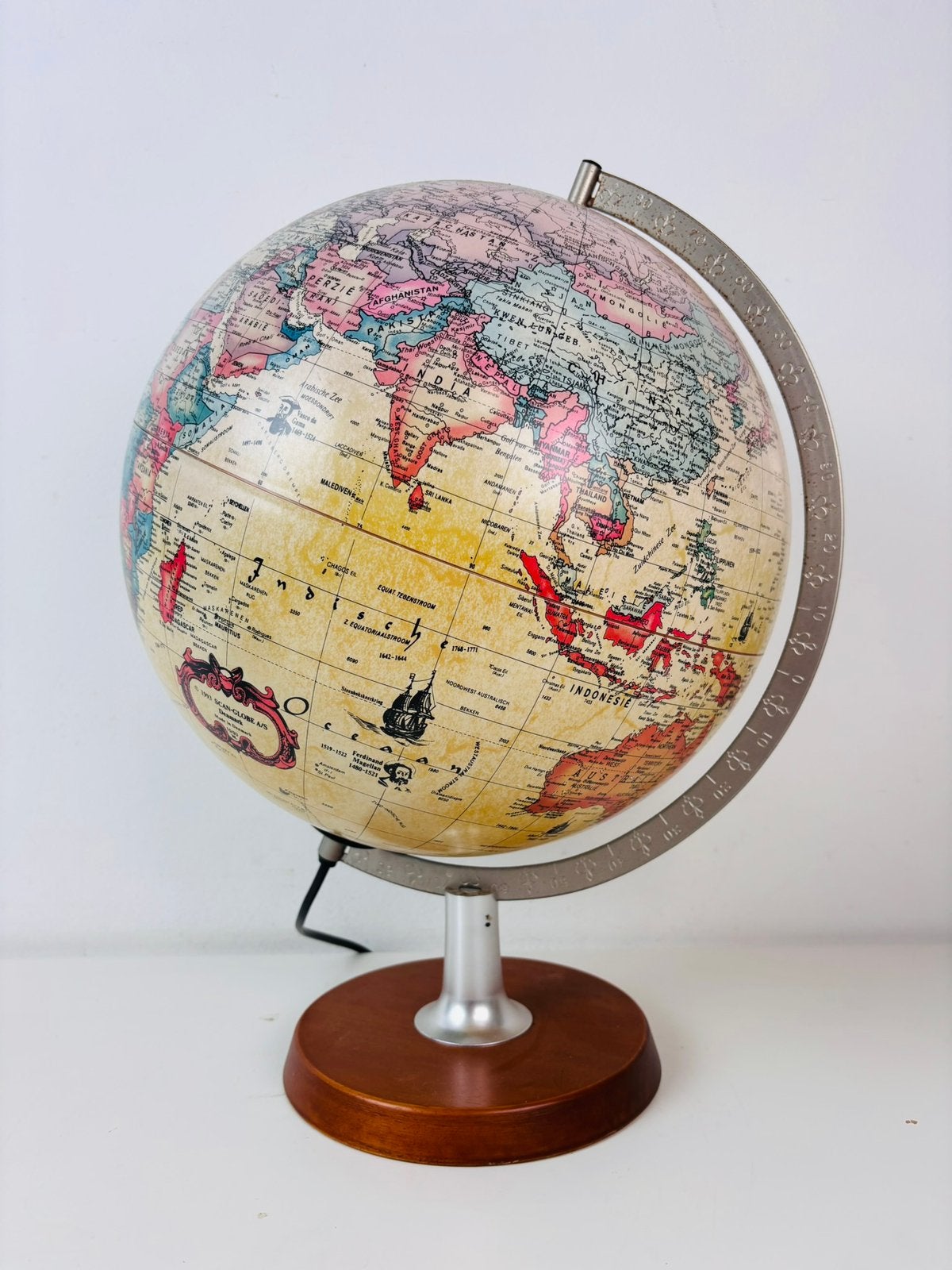 Scan-Globe A/S – Verlichte wereldbol - Denemarken, 1993, Ophalen of Verzenden, Verlicht, Zo goed als nieuw