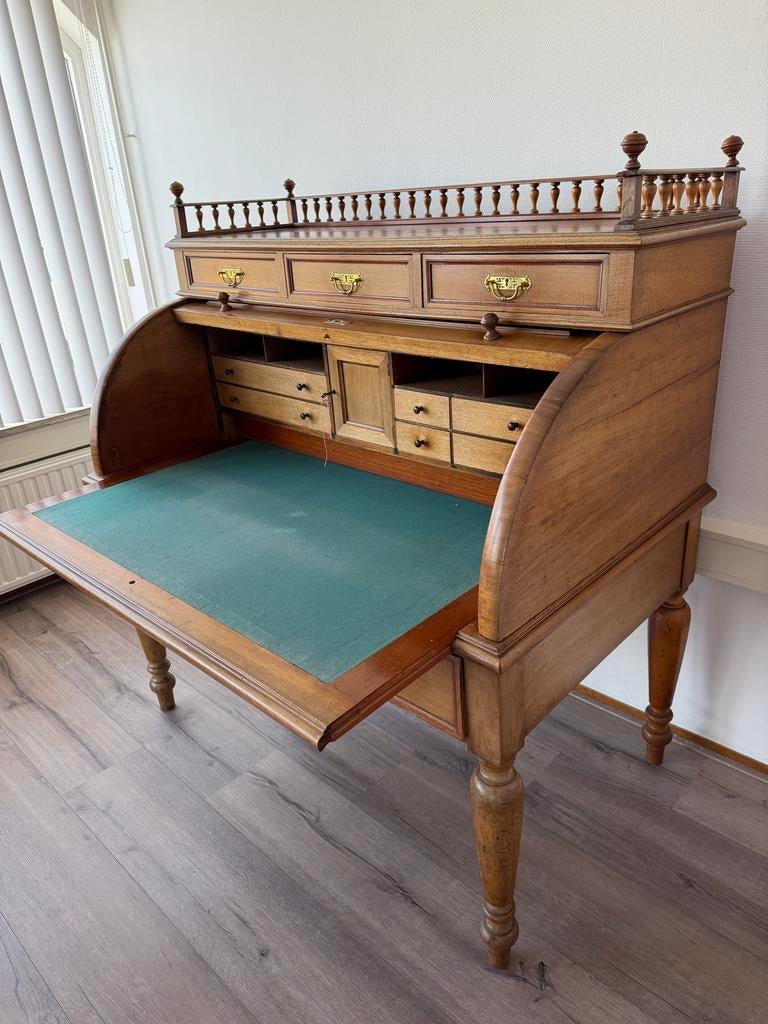 Antiek rolluikbureau met lades en opbergruimte, Antiek en Kunst, Antiek | Kantoor en Zakelijk, Ophalen