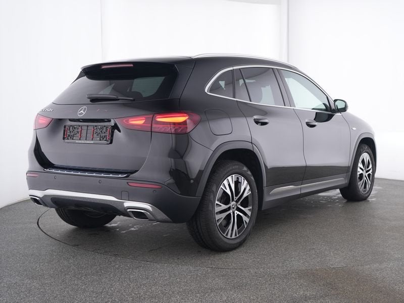 Mercedes-Benz GLA 250 e Luxury Line Ledkoplampen | Parkeerpa, Auto's, Mercedes-Benz, 12 maanden, Leder en Stof, Zwart, Bedrijf