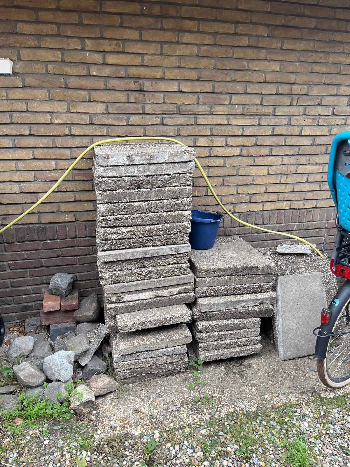 25 grindtegels gratis af te halen, Ophalen, Gebruikt, 5 tot 10 m², Grind