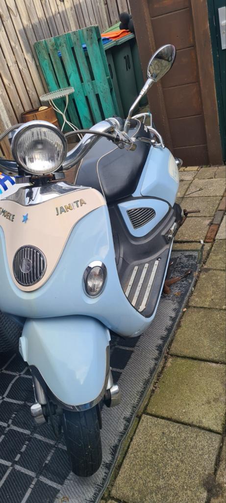 Defecte scooter, Fietsen en Brommers, Brommeronderdelen | Snorfietsen, Ophalen of Verzenden