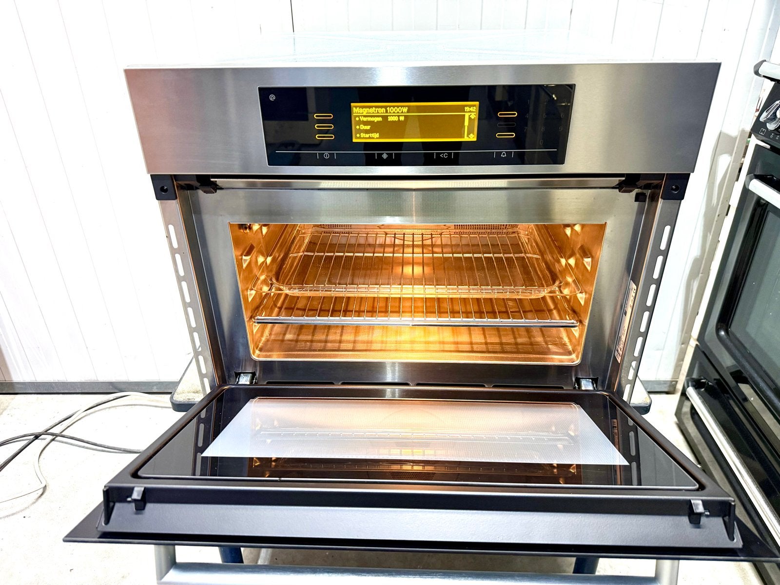 Miele H5080BM  Combi-oven 1000W - Zo goed als nieuw, 45 tot 50 cm, Bella, Ophalen of Verzenden, Inbouw