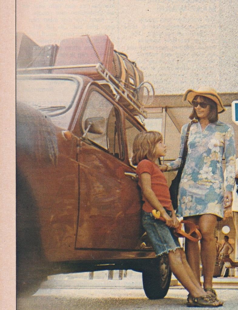 Retro reclame 1974 Rabobank jongetje bij auto, Verzamelen, Retro, Verzenden, Overige typen