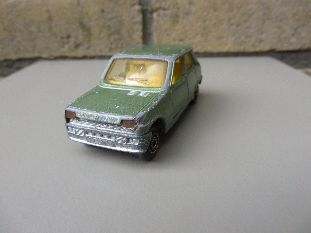 Majorette Renault 5 vijf deurs groen, Ophalen of Verzenden, Gebruikt, Auto