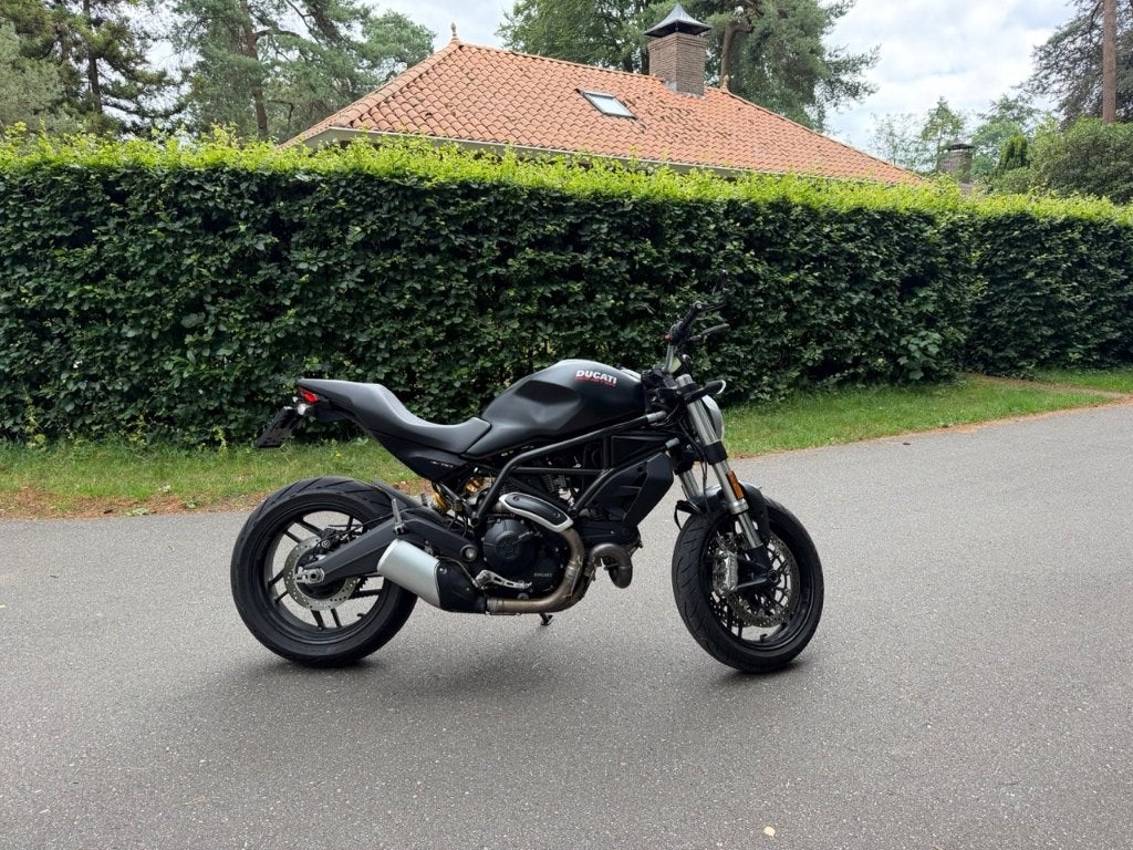 Ducati monster 797 a2 met dealer garantie 20K gelopen, Motoren, Motoren | Ducati, 2 cilinders, Occasion, Particulier, Minimaal motorrijbewijs A2
