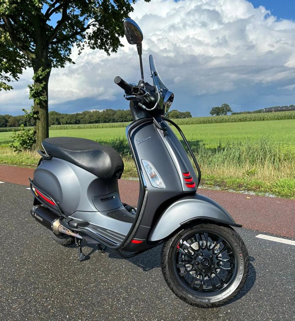 Vespa sprint - Mat grijs - 15.280, Ophalen, Gebruikt, Maximaal 45 km/u, Vespa S